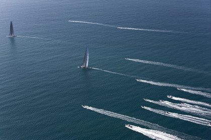 33rd  AMERICA'S CUP Valencia Spain, February 2010 - Defender:  ALINGHI (ALINGHI 5) vs Challenger : BMW Oracle Racing (USA 17)