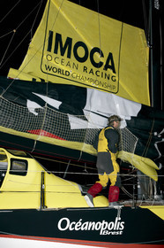 13_02076  2012 13 VENDEE GLOBE. Arrival in Les sables d'Olonne (