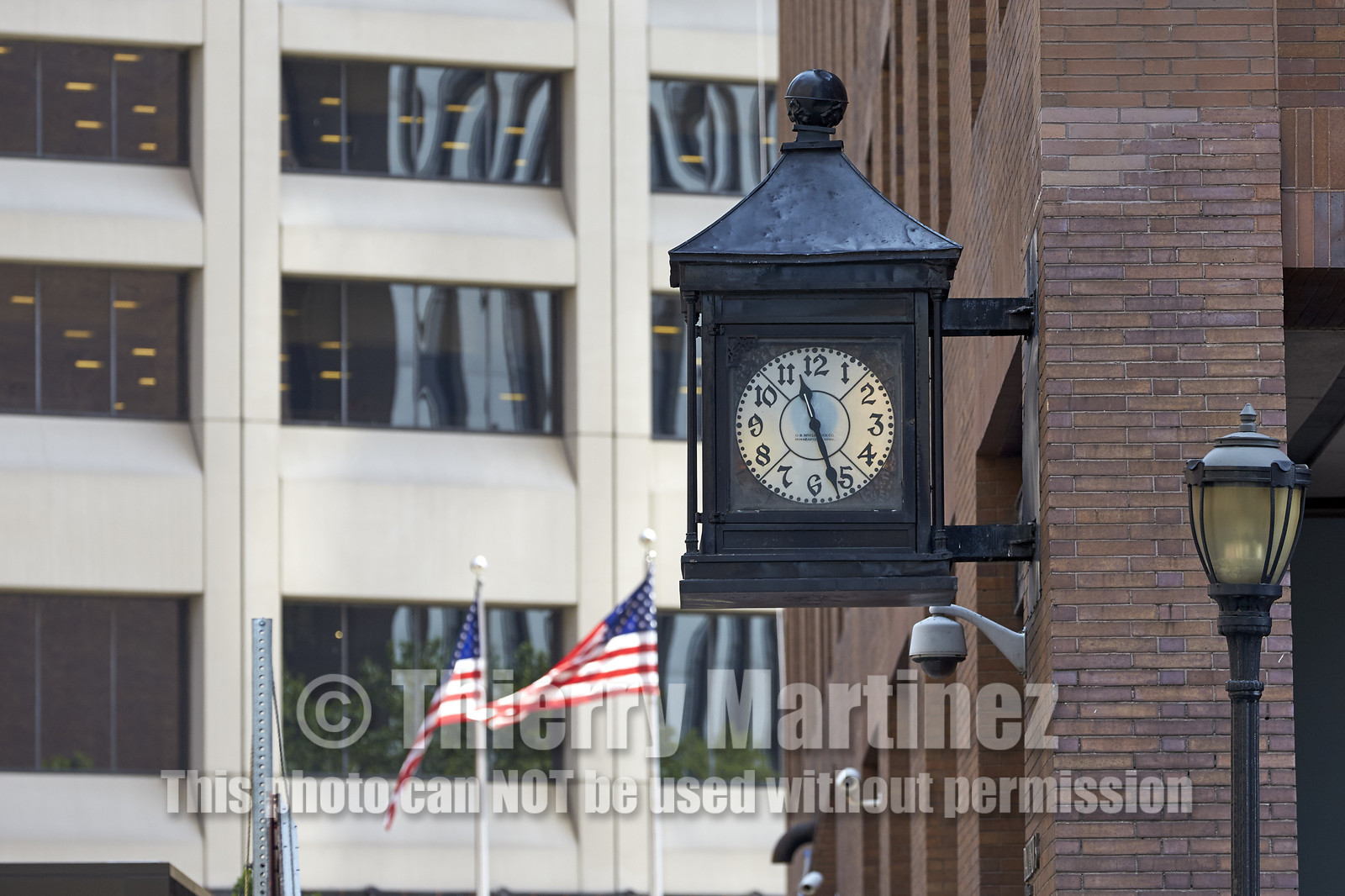 16_13594-NY