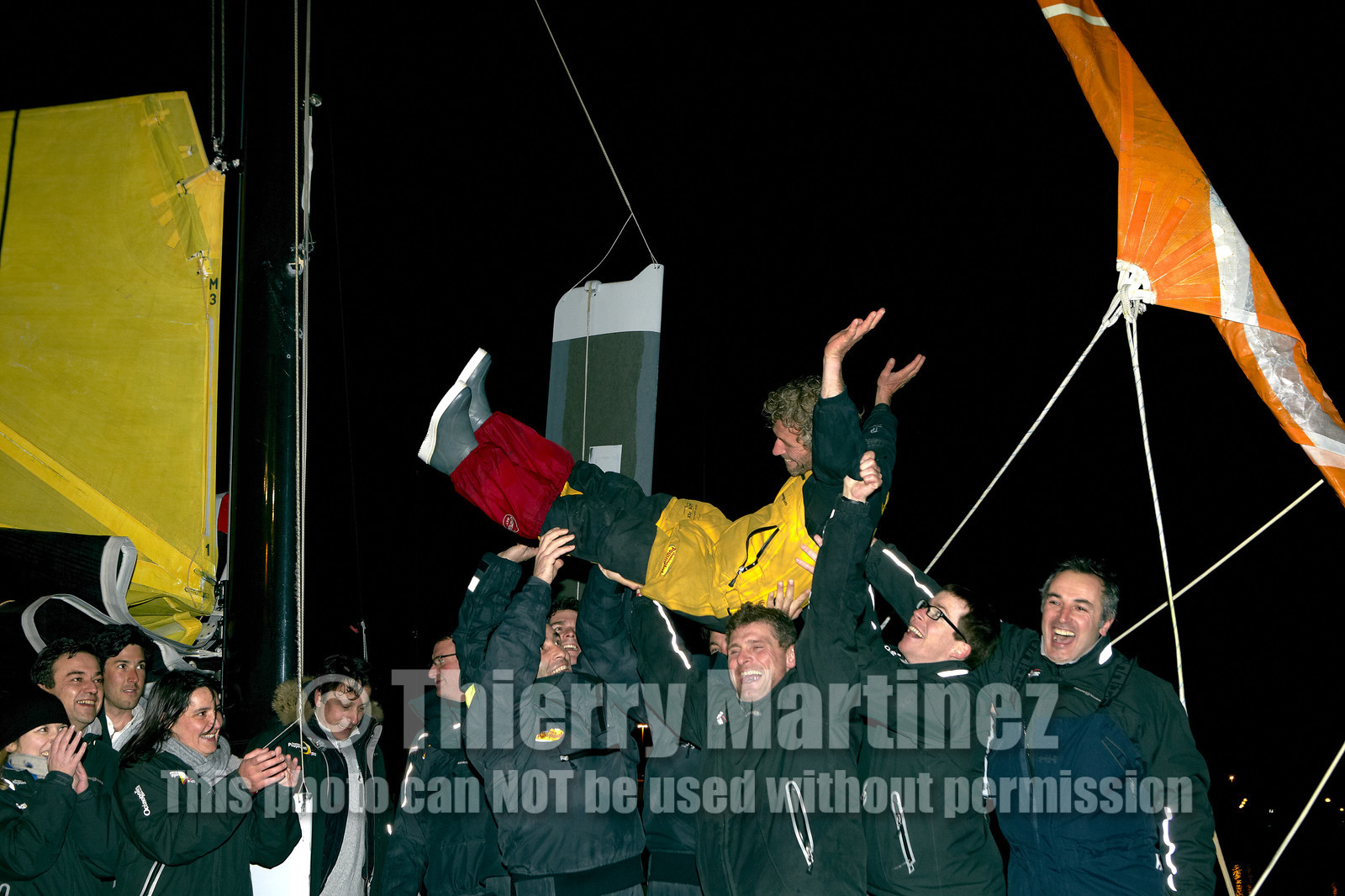 13_02246  2012 13 VENDEE GLOBE. Arrival in Les sables d'Olonne (