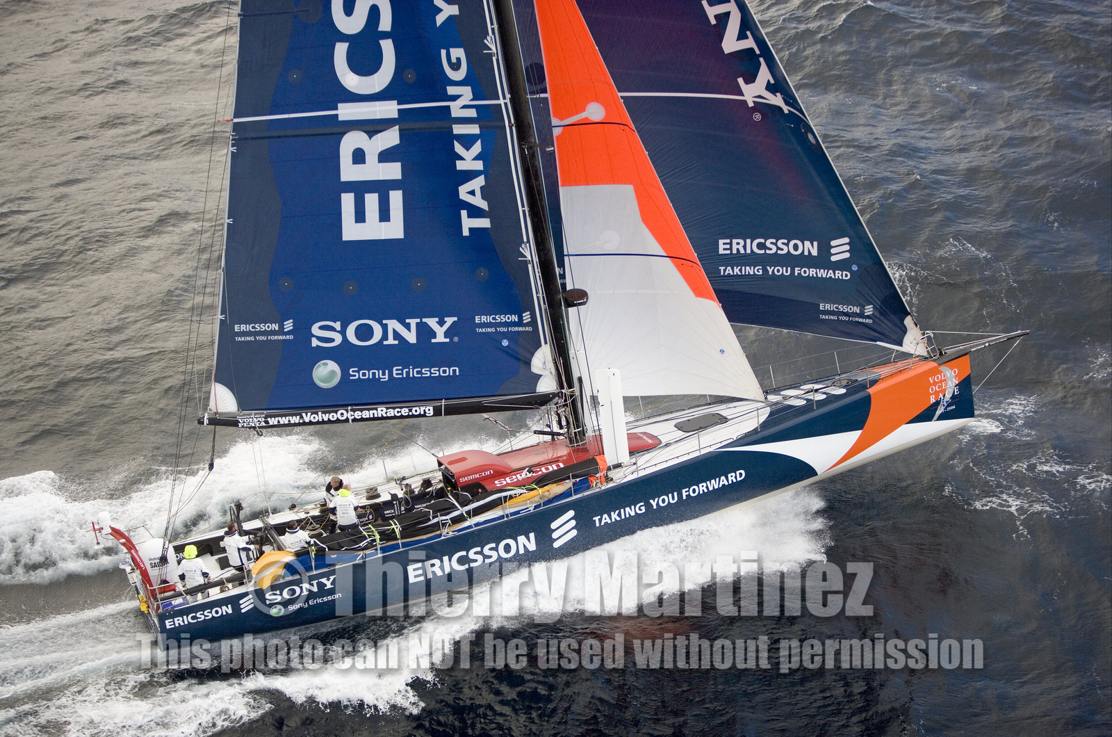 VOLVO OCEAN RACE START - VIGO-SPAIN- 12NOV 2005