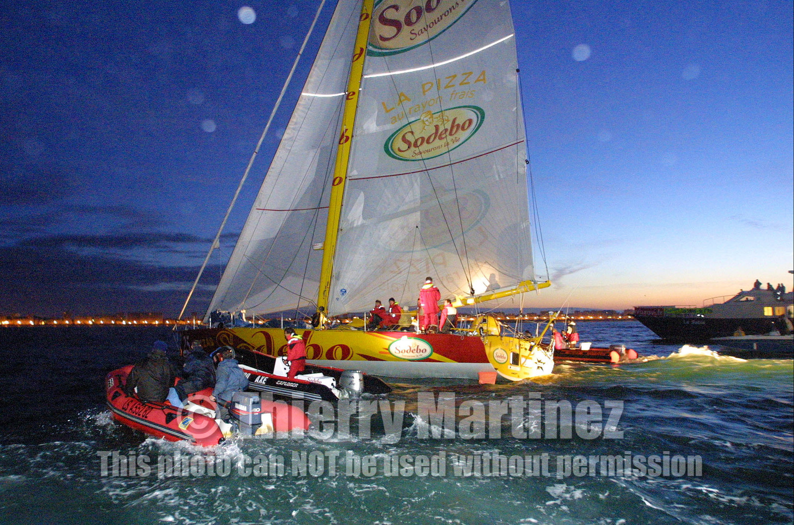 ©Th.Martinez. Vendee Globe Finish. les Sables d'Olonne (FRA) 23th february 2001. 07h15 (local time).Thomas Coville (FRA) SODEBO finishing 6th in single handed round the world race, in 105days 7h 24mn..Thomas had crossed the finish line at 23h35mn the day before.