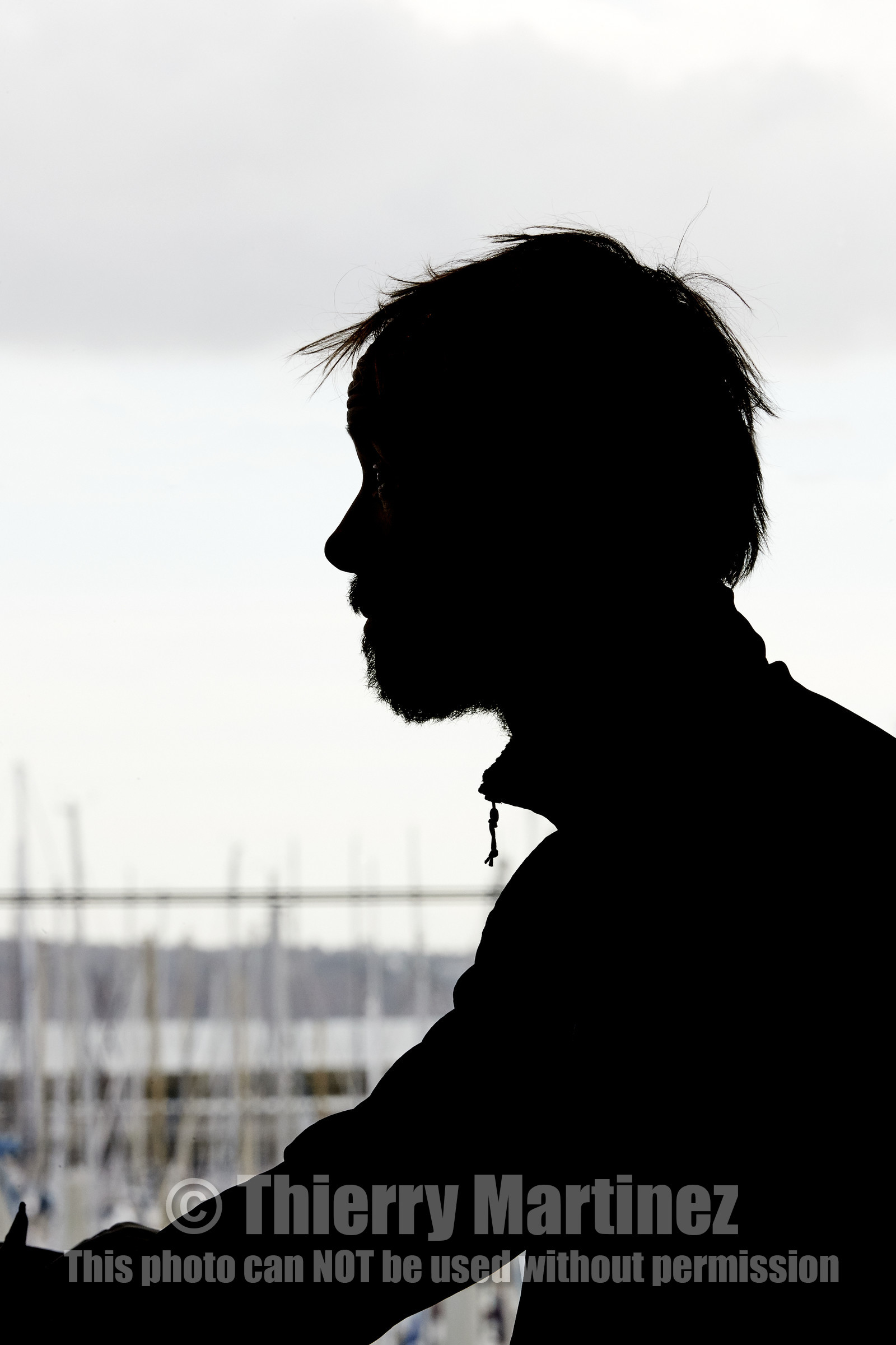 Single-handed sailing round the world record .