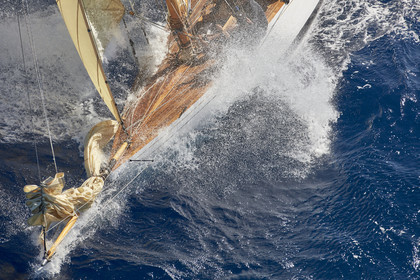 THM-21_23011_VOILES ST TROPEZ DAY 2 HELI