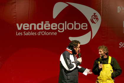 13_02260  2012 13 VENDEE GLOBE. Arrival in Les sables d'Olonne (
