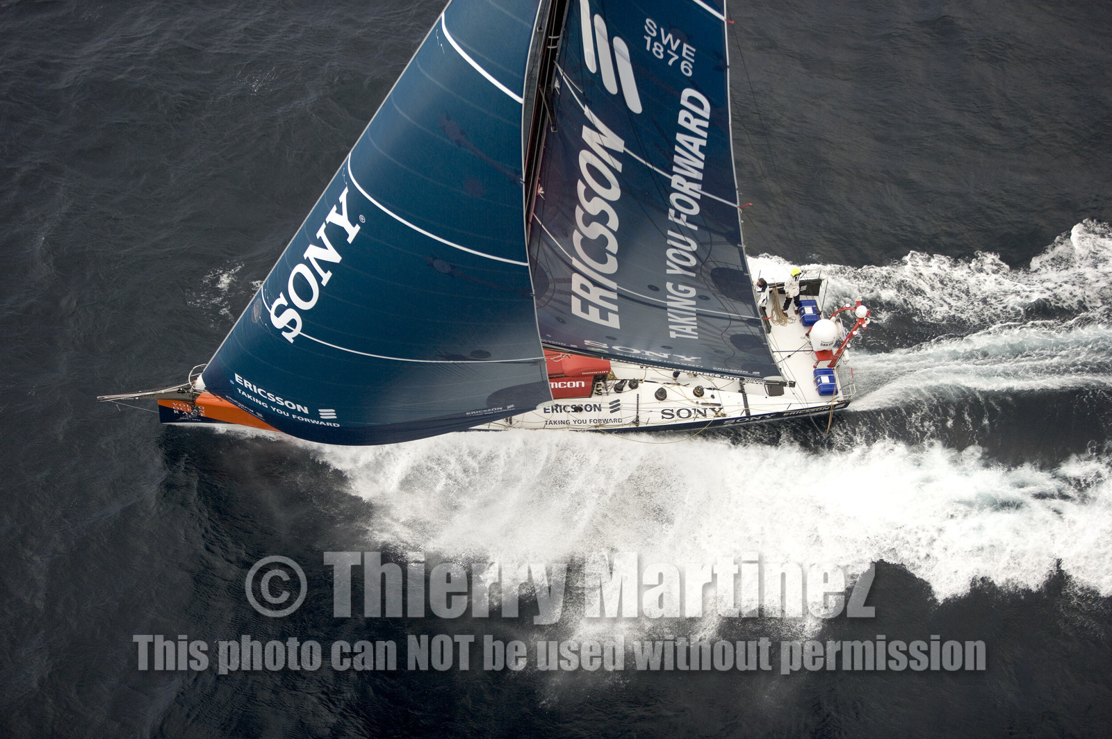 VOLVO OCEAN RACE START - VIGO-SPAIN- 12NOV 2005