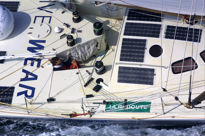 ©ThMartinez- Vendee Globe 2000 Finish. 19th February 2001. 15h20(Local time) 50miles offshore Les Sables..Marc Thiercelin (FRA) ACTIVEWEAR 50 miles of the finish line. Marc should finish 4th tomorrow morning