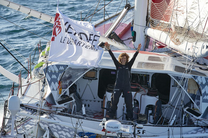 THM-20_23815_VendeeGlobeStart