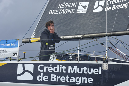 22_34971   © Thierry Martinez.ST NAZAIRE, FRANCE.07 Sept 2022.53éme édition de la Solitaire du Figaro.Arrivée de la 3éme étape , Ronan    St Nazaire.Tom Laperche (Région Bretagne-CMB Performance) vainqueur de l’étape et de l’édition de la Solitaire du Figaro 2022.