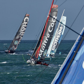 22_39098   © Thierry Martinez.DINARD, FRANCE. 9 Novembre  2022Départ de la 12éme ROUTE DU RHUM, transatlantique course à la voile en solitaire de St Malo(FRA)  à Pointe à Pitre (FRA-Guadeloupe) 3.543 milles nautiques.