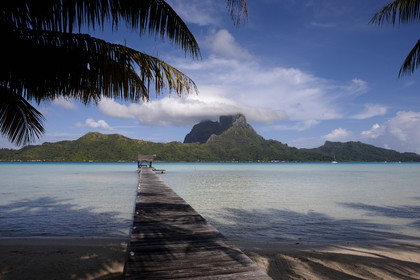 15_025887  ©ThMartinez Sea&Co.  BORA BORA - ILES SOUS LE VENT. POLYNESIE FRANCAISE .  6 Février 2015. . Bora Bora depuis Eden Beach Bora Bora..