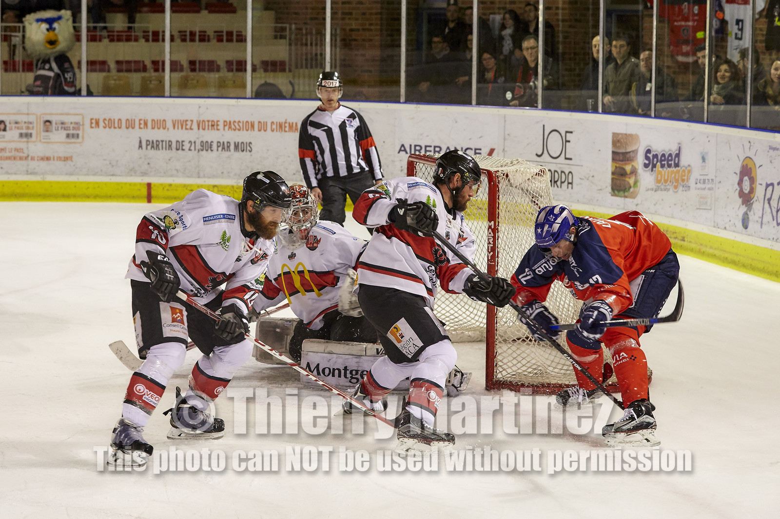 THM_16_01693-HOCKEY