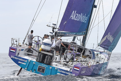 THM-21_12708_AkzoNobel Ocean Racing