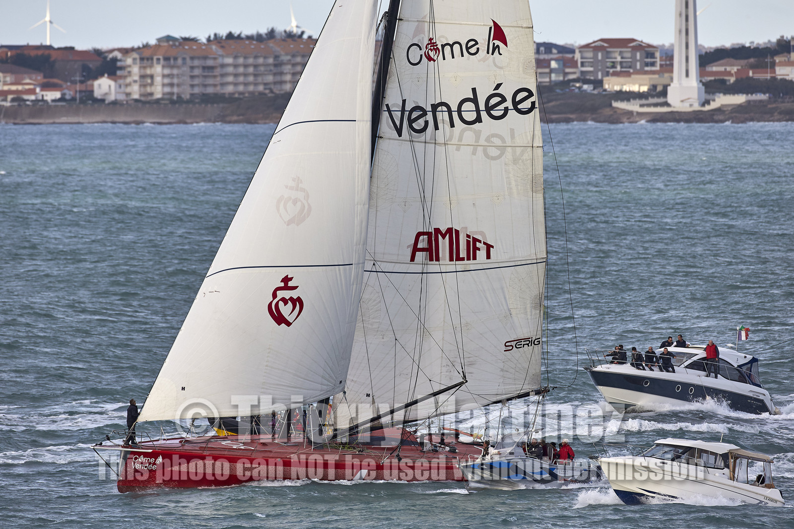Départ de Jeff Pellet (FRA) sur son bateau COME IN VENDEE POUR UN TOUR DU MONDE;