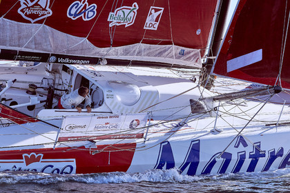 THM-15_62475_AZIMUT2016