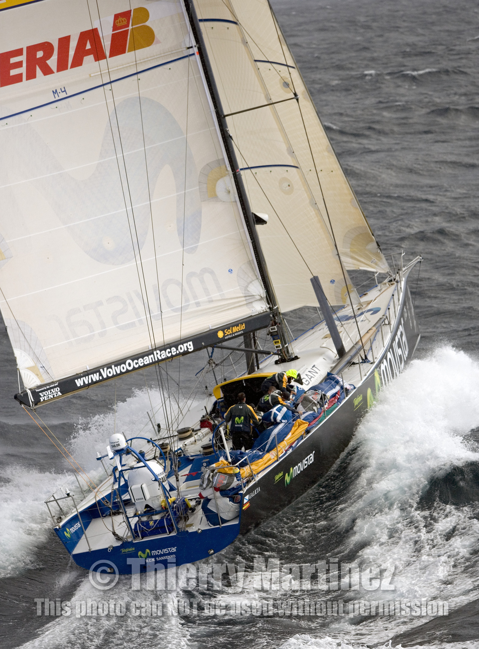VOLVO OCEAN RACE START - VIGO-SPAIN- 12NOV 2005