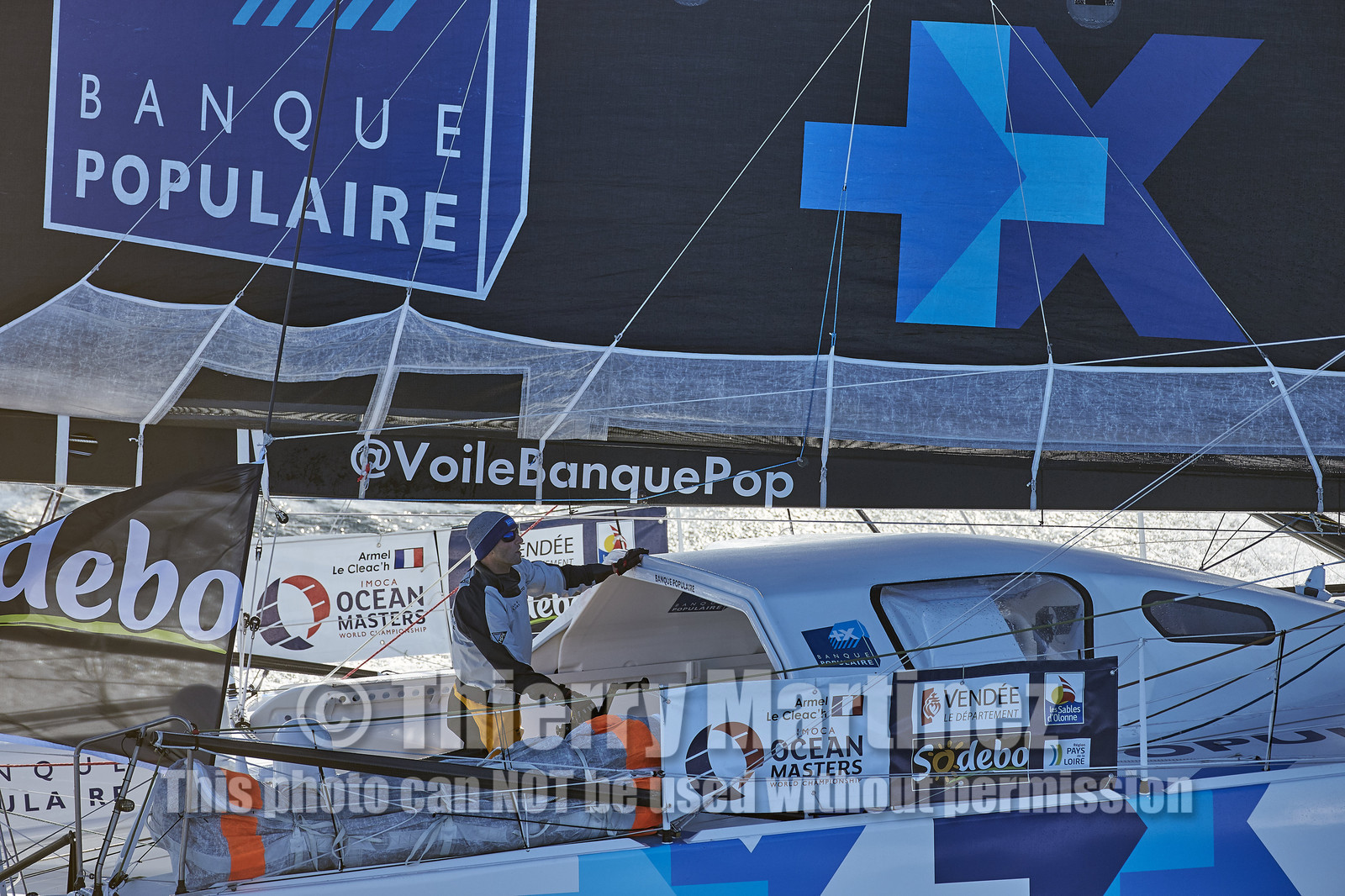 THM-16_80213_VendeeGlobeStart