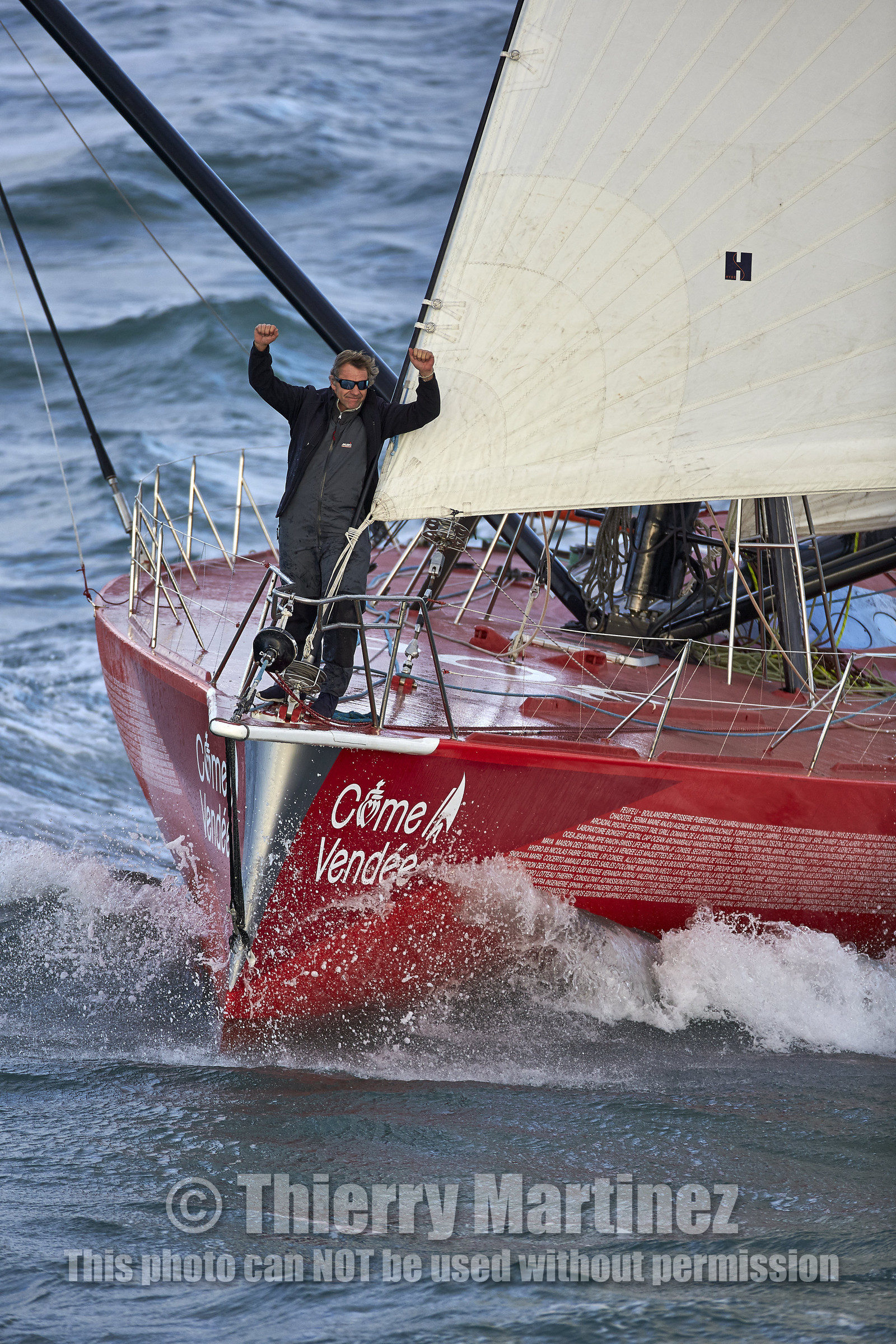 Départ de Jeff Pellet (FRA) sur son bateau COME IN VENDEE POUR UN TOUR DU MONDE;