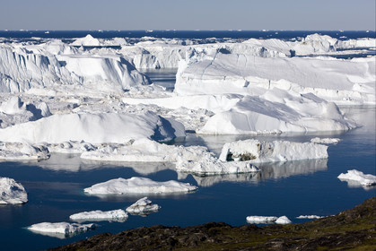 Schooner LA LOUISE sailing on west coast of Greenland.
