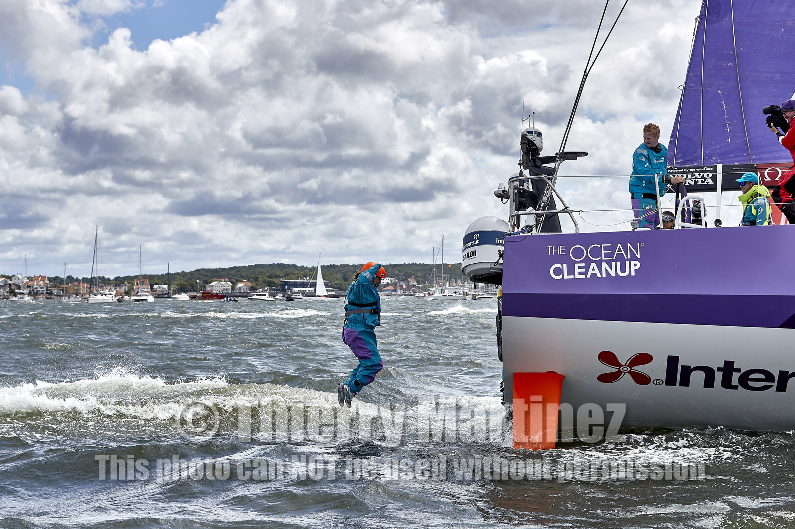 team AkzoNobel  in Volvo Ocean Race 2017-18.