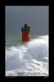 14_01054 Pierres Noires -NOIR.jpg