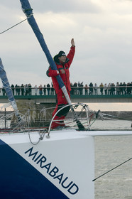 13_02541 2012 13 VENDEE GLOBE. Arrival in Les sables d'Olonne (F