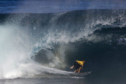 2011 VOLCOM PIPE PRO  ( Surf contest) at Banzai Pipeline Beach, North Shore - Oahu - Hawaii.