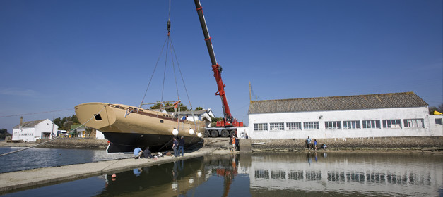 Launch of Thierry Dubois (FRA) new schooner LA LOUISE