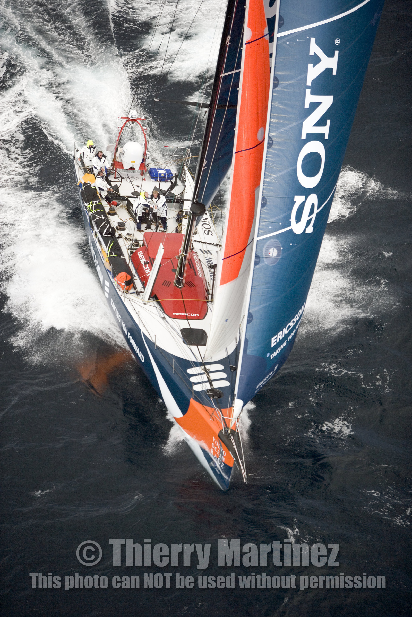 VOLVO OCEAN RACE START - VIGO-SPAIN- 12NOV 2005
