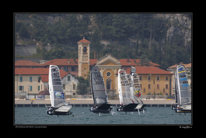 12_16320 MOTH WORLDS 2012-ITA.jpg